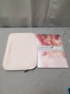 lot 25130 image: SOFT SHELL CASE FOR MAC BOOK 15 AND MACBOOK PRO COVER