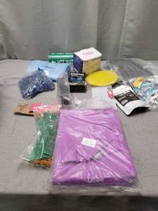 lot 26885 image: LOT OF RANDOM ITEMS
