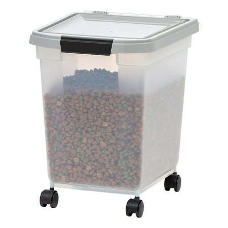 lot 2746 image: IRIS Airtight Pet Food Container