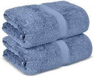 lot 8611 image: Standard Bath Towels (2 COUNT)
