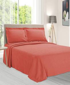 lot 59621 image: Superior Paisley Jacquard Matelasse 3 Piece Bedspread Set, King