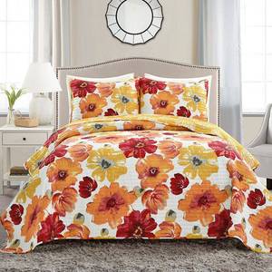 lot 59636 image: Lush Decor Leah Floral Print Soft Microfiber Reversible Quilt King RedOrange