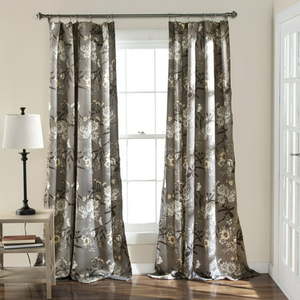 lot 59754 image: Set of 2, Miscellaneous Curtains, Floral