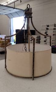 lot 59806 image: Cruz Pendant Light Fixture