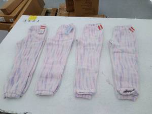 lot 59907 image: Girls Cat & Jack Fleece Sweatpants. Size XS(45). 4 pairs