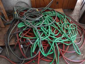 lot 1007 image: Mixed Lot of Long Hoses
