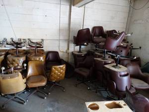 lot 1010 image: Carroll Chair Co.  Custom Design Mfg - Restaurant Chairs  Lot