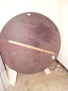lot 1024 image: A Few Tabletops