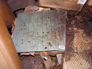 lot 1041 image: Variety of Floor Mats  Squares