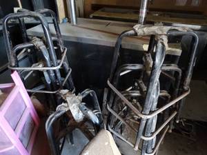 lot 1051 image: Lot of Metal Stool Bottoms