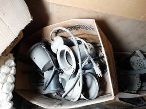lot 1064 image: 4 Boxes of DJ Lights and Misc