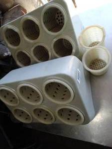 lot 1079 image: 2 Utensil Holders