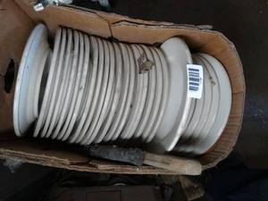 lot 1135 image: Box of 9.5 Dinner Plates