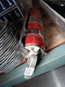 lot 1124 image: General Quick Aid fire guard Powder Dry Fire Chemical Extinguisher