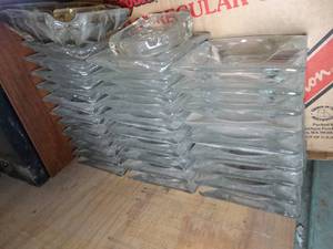 lot 1164 image: 25 - Glass Ash Trays