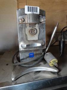 lot 1182 image: Stainless Electric Can Opener