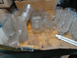 lot 1193 image: Mix Variety of Liquor and Wine Glasses
