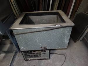 lot 1271 image: ATLAS METAL WDF COMMERCIAL Stainless REFRIGERATED DROP-IN COLD WELL INSERT