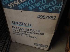 lot 1303 image: Box of 12Oz Foam Bowls
