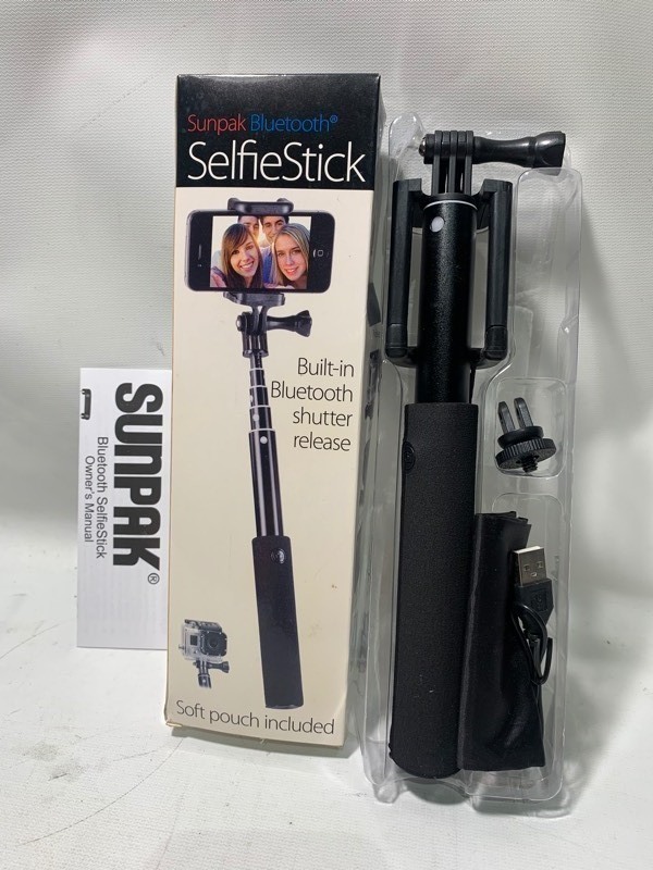 lot 372 image: New Sunpak Bluetooth SelfieStick
