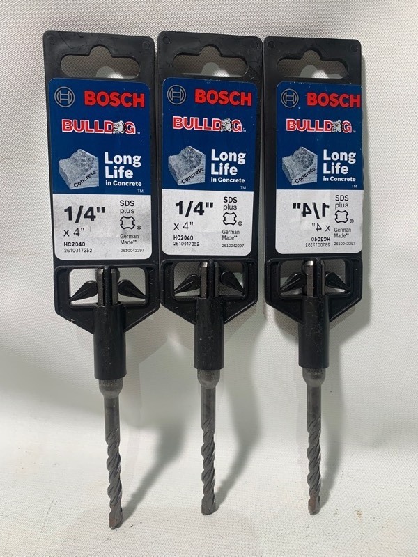 lot 176 image: 3 New Bosch Bulldog 14 Drill Bit