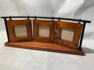 lot 52 image: Modern Swinging WoodenMetal Picture Frame Holder 2.5x2.5