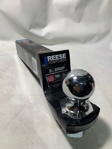 lot 35 image: New Reese Towpower Metal Shield Heavy Duty Interlock Class V 3 Drop w 58 Pin & Clip Included