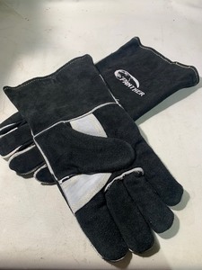 lot 81 image: New Pair of Large Industrial Thick Panther Welding Gloves
