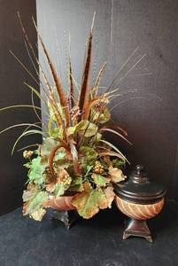 lot 103 image: Large Decorative Dish with Floral Arrangement and Smaller Decorative Dish with Lid (located in basement)