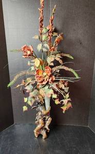 lot 104 image: Resin Cherub with Glass Vase and Floral Arrangement 36 Tall (located in basement)