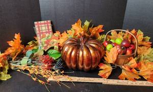lot 135 image: Fall Home Decor (located in basement)