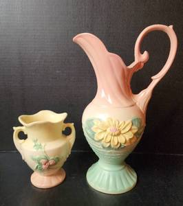 lot 164 image: (2) Hull Art Pieces (see pics for repairs) (located in basement)