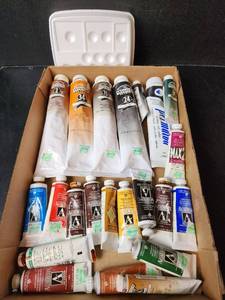 lot 209 image: Oil Paints - Some are New (Winton and Academy) - Located in basement