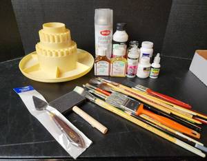 lot 212 image: Painting Supplies (located in basement)