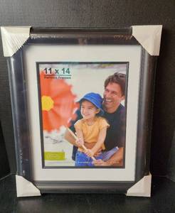 lot 225 image: Picture Frame 11x14 Brand New (located in basement)