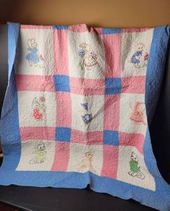 lot 249 image: (2) Vintage Baby Blankets (located in basement)