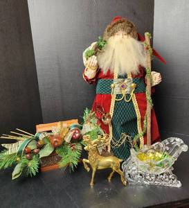 lot 256 image: Christmas Decor and 25 Santa (located in basement)