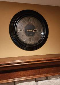 lot 316 image: Wall Clock 24 (Works - Located in Basement)