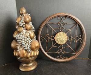 lot 516 image: Home Decor