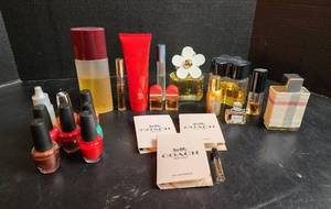 lot 545 image: Perfumes and Nail Polishes