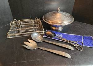 lot 584 image: Silver Kitchenware