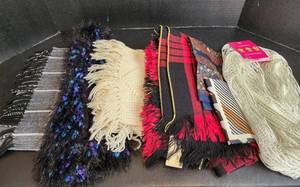 lot 622 image: Scarves