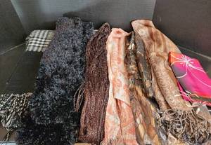 lot 623 image: Scarves