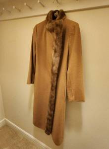 lot 653 image: Youth Craft Mink Coat Size Medium