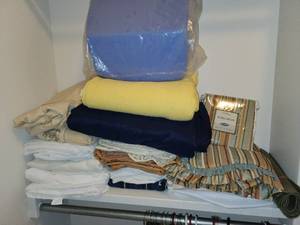 lot 666 image: Linens - Assorted Sizes and New Wedge Pillow (Bring Boxes)