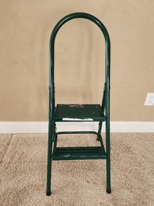 lot 671 image: 2 Metal Step Stool
