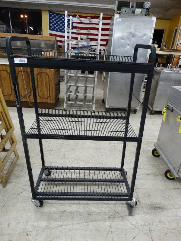 lot 131 image: Metal Rack On Wheels.