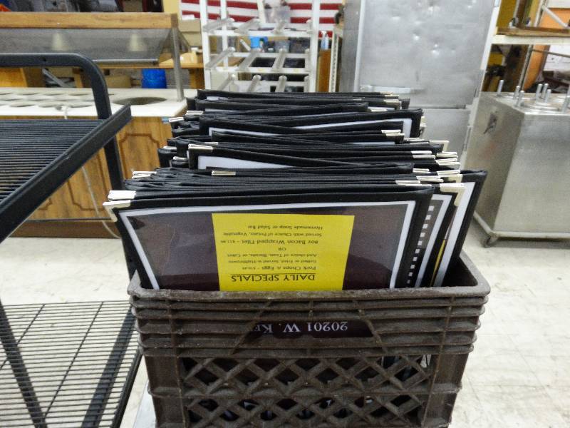 lot 134 image: 50  Menu Holder.
