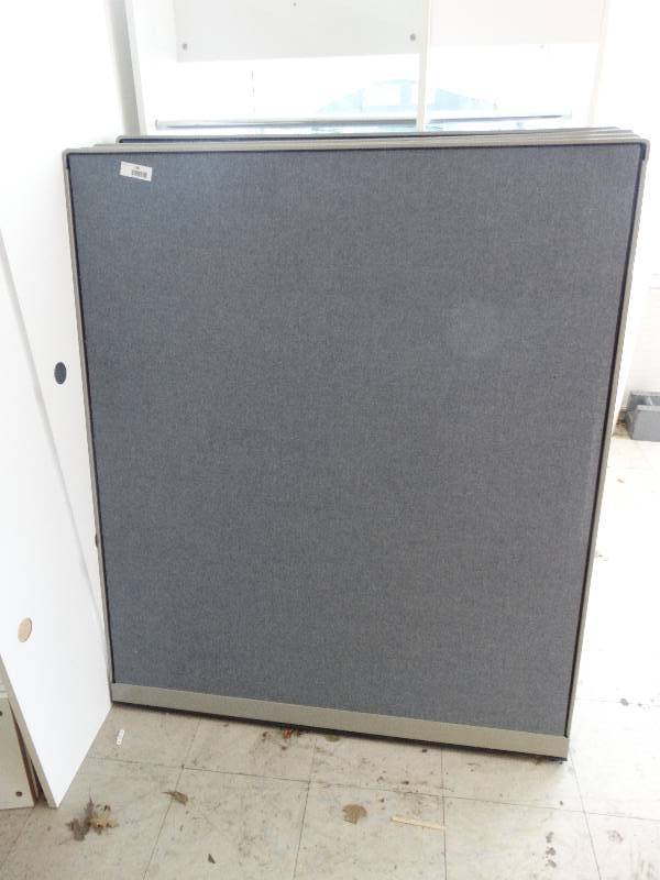 lot 146 image: 7 Matching Office Partitions.