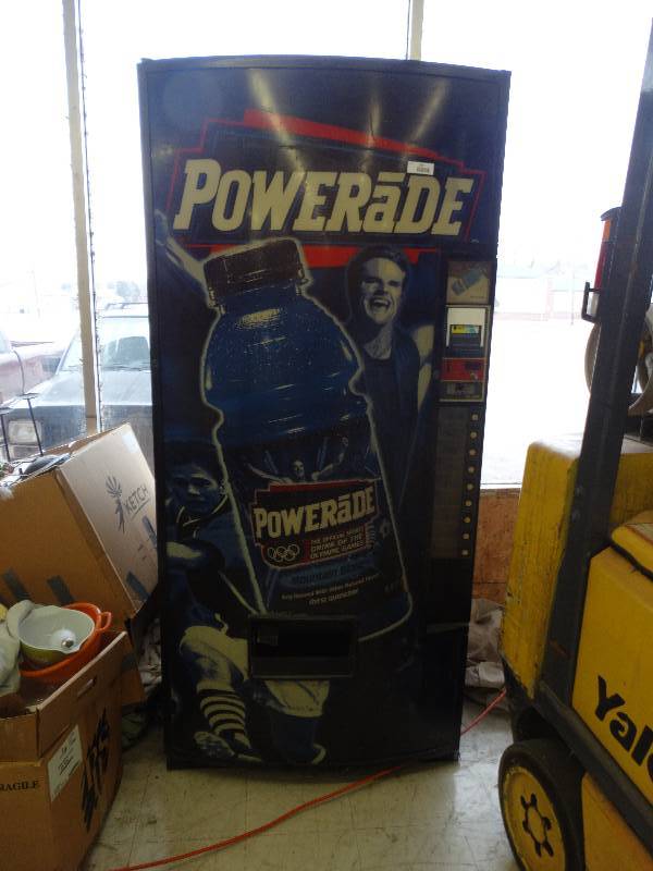 lot 148 image: Refrigerated Pop Machine 9 Select.
